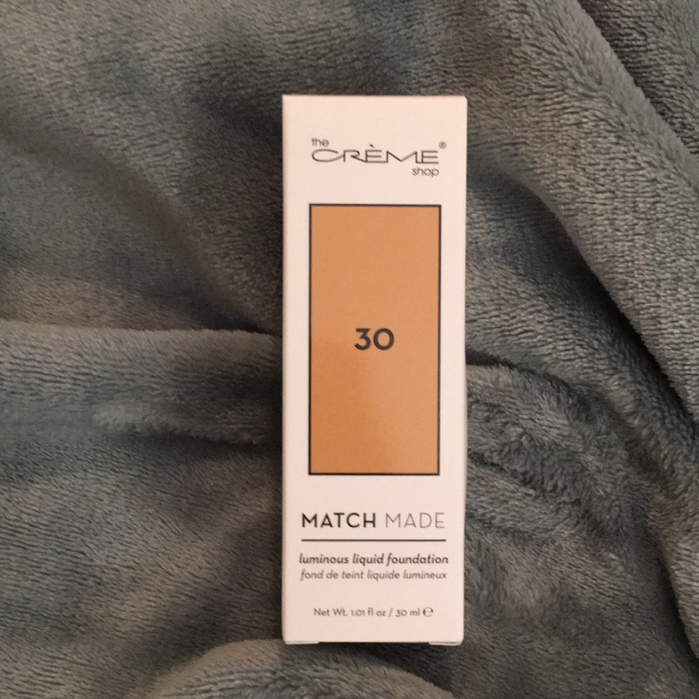 THE CRÈME SHOP
Match Made Luminous Liquid Foundation